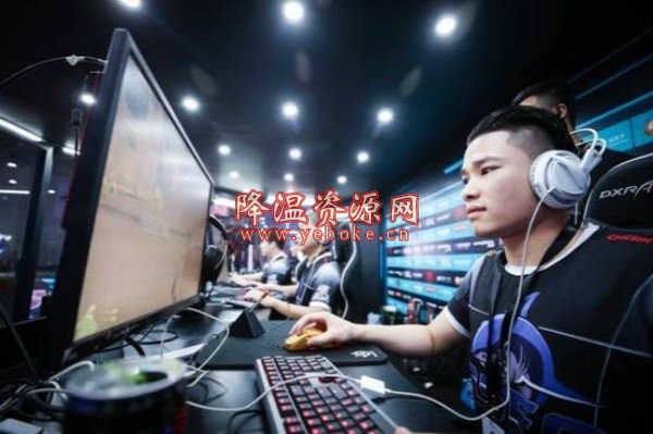 新白鲨战队NEST封王 cf赛事报道 新闻热点 第4张